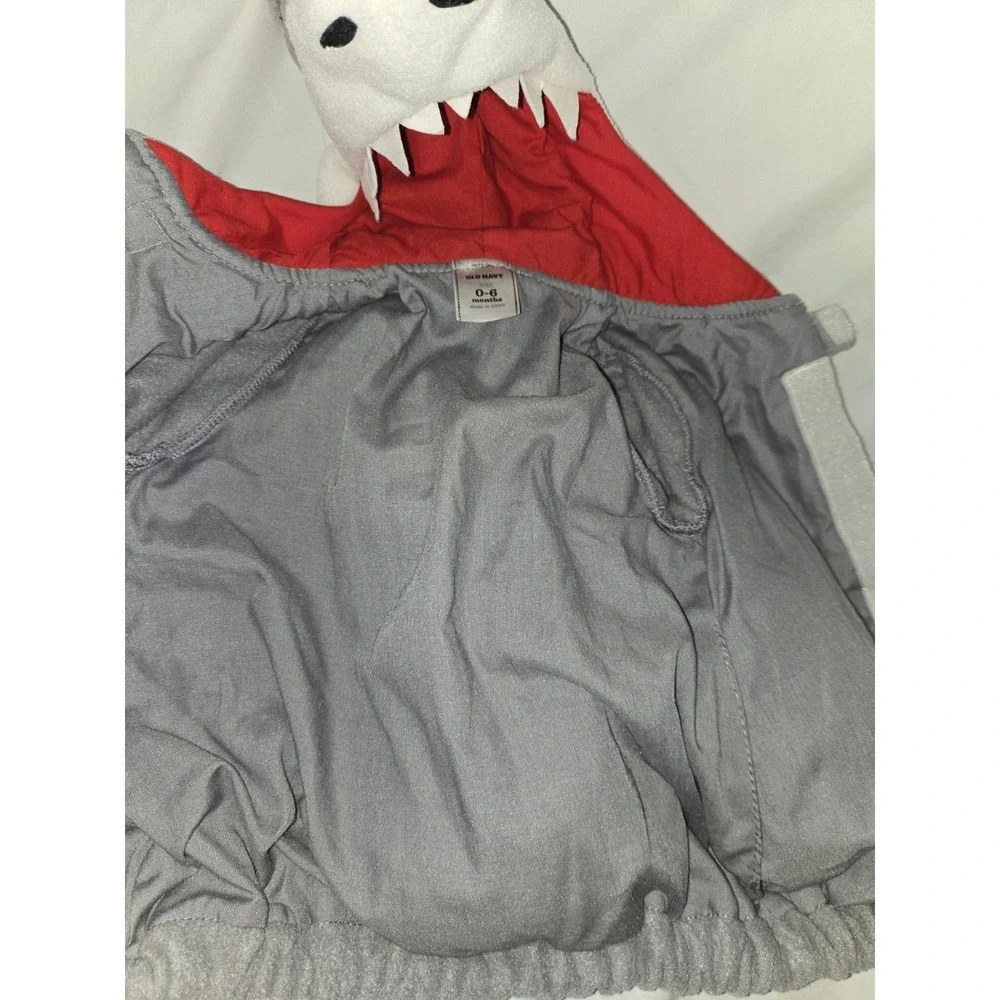 Old Navy Gray Shark Fleece Halloween Costume Infant 0-6 Months 2 Piece Set